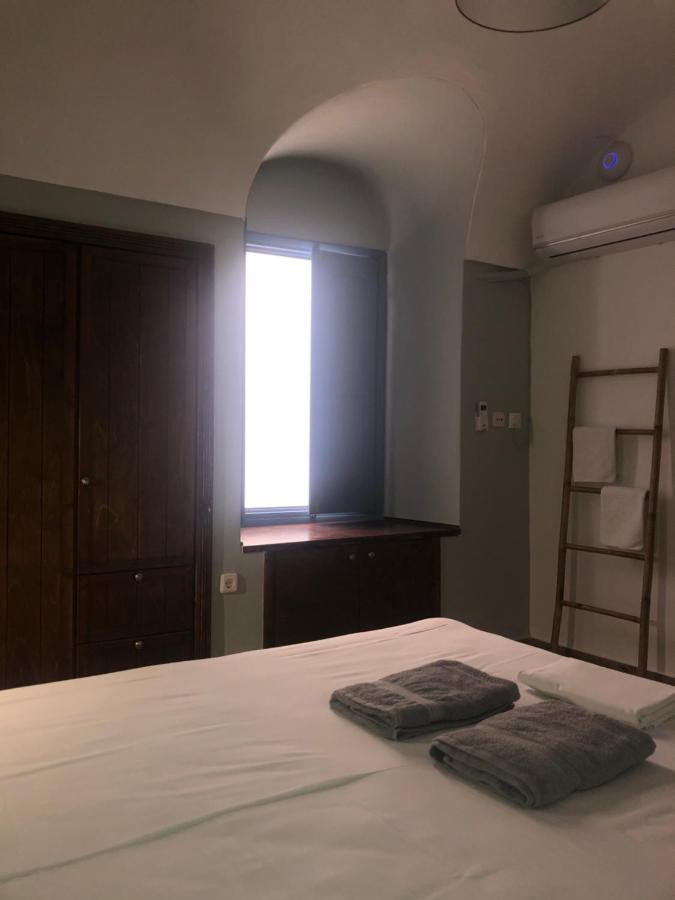 Amaryllis Suites Santorini ฟิรา ภายนอก รูปภาพ
